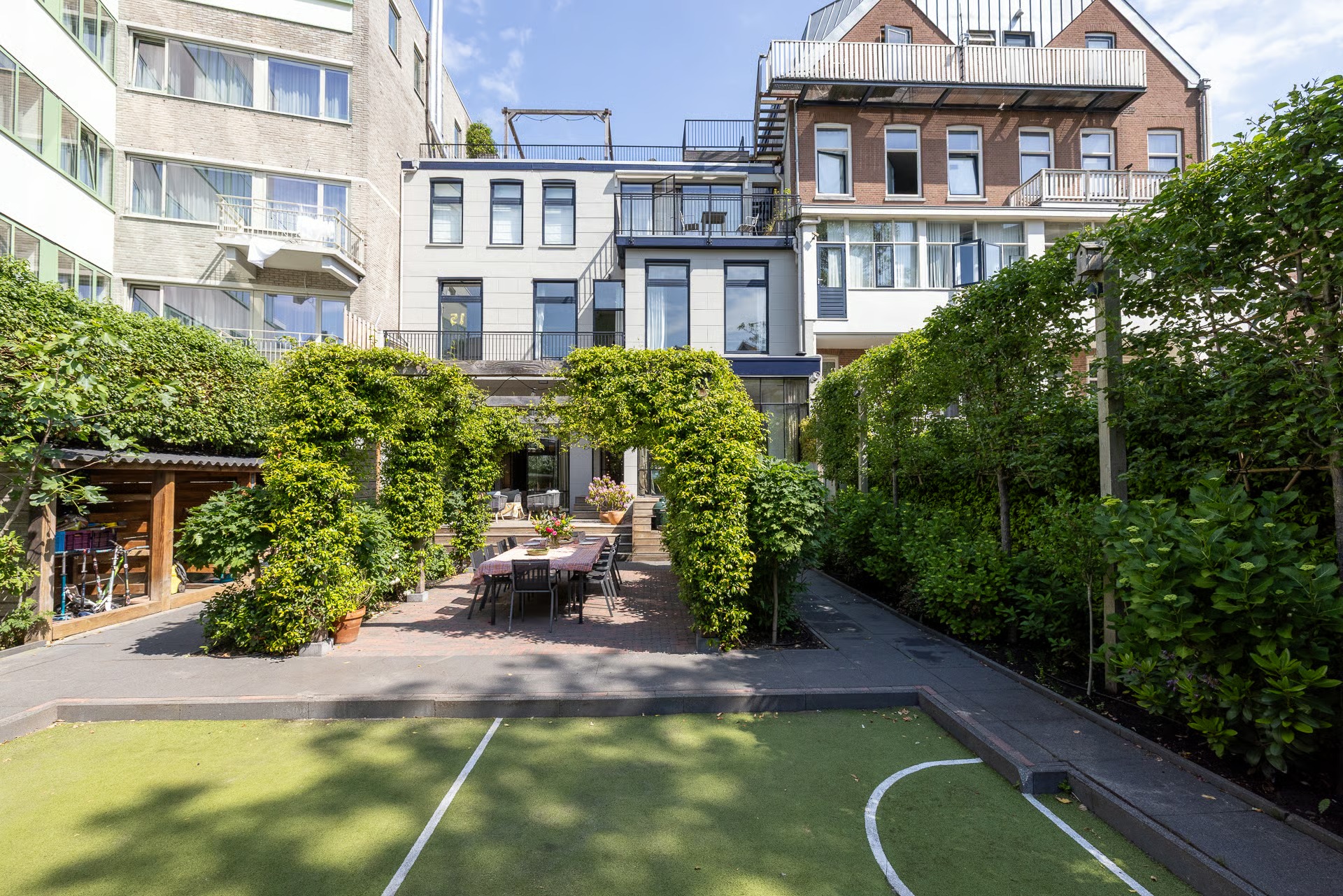 Dubbel benedenhuis Mathenesserlaan 202 A in Rotterdam