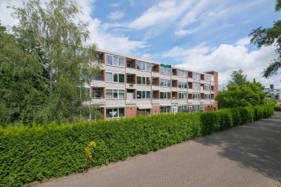 Galerijflat Laan van Kortrijk 93 in Almelo