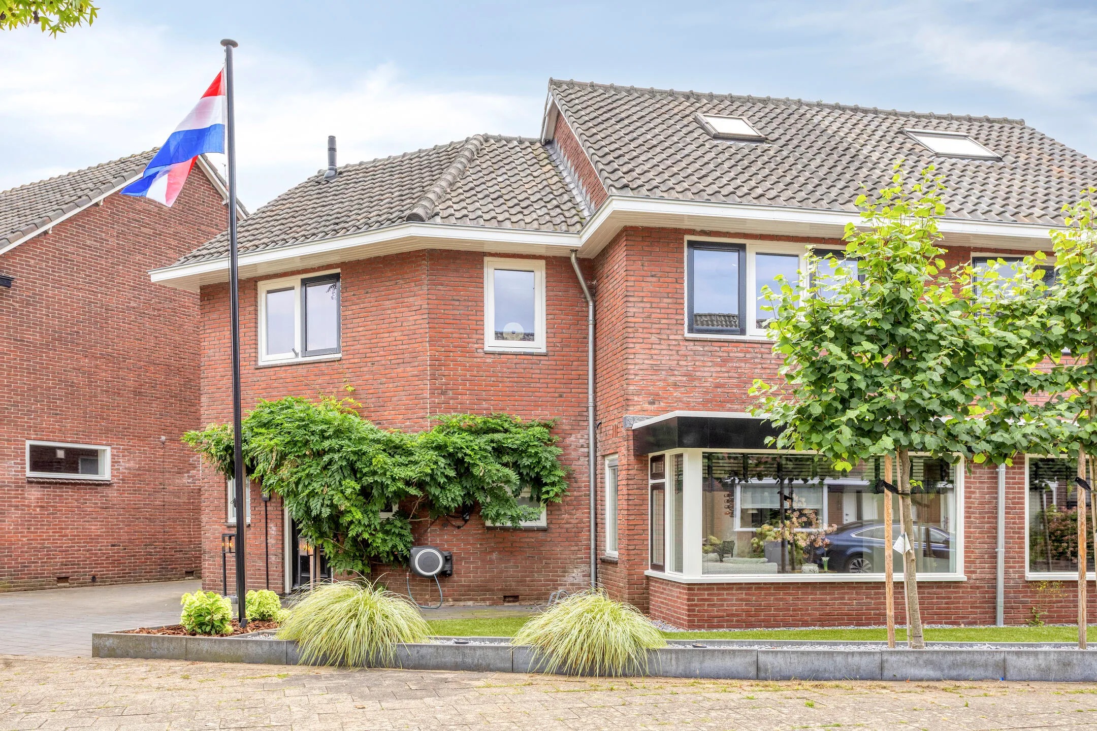 2-onder-1-kapwoning Zonstraat 43 in Hengelo