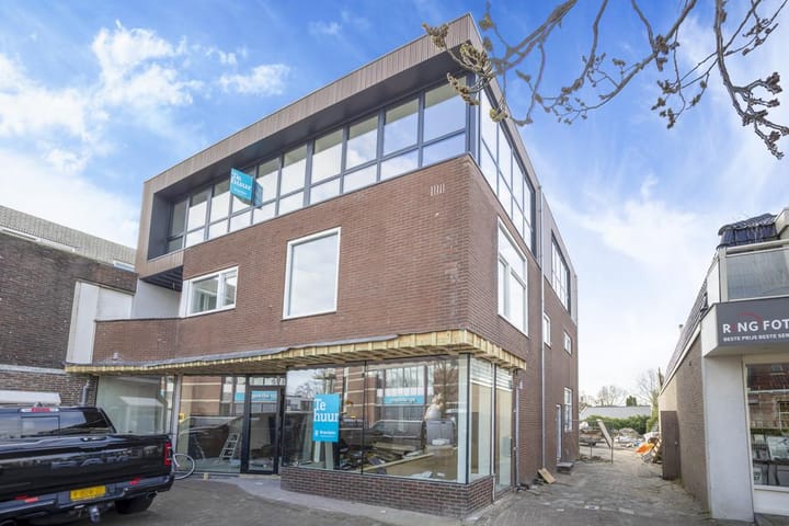 Portiekflat Dorpsstraat 36 A in Wormer