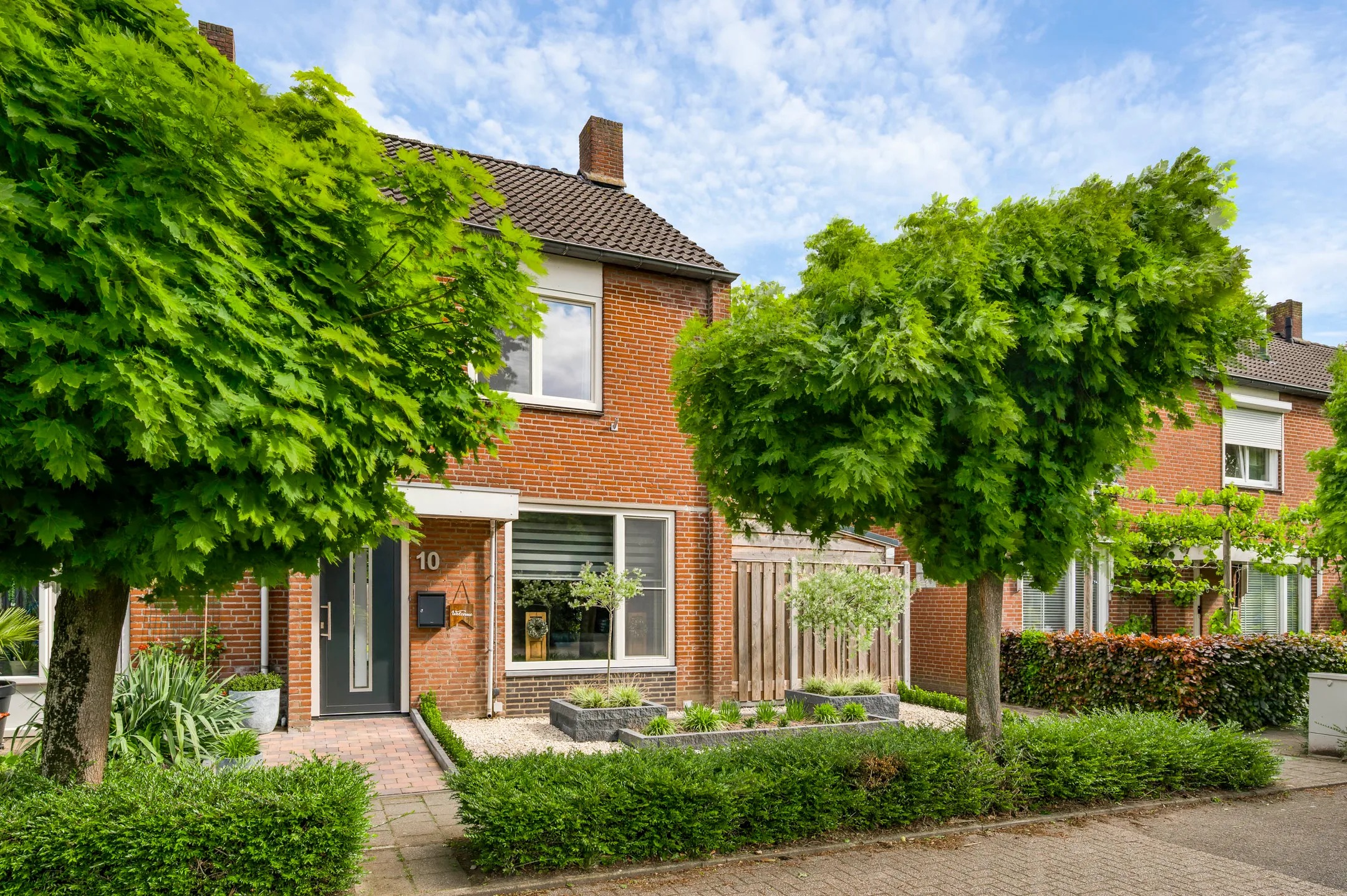Hoekwoning Emmastraat 10 in Sevenum
