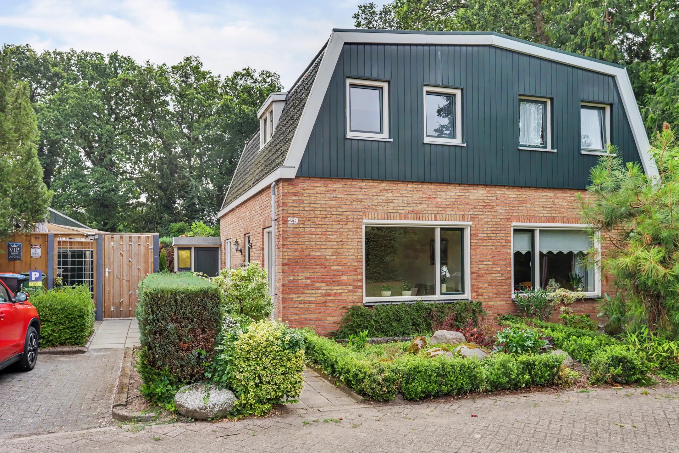 2-onder-1-kapwoning Klaaskateweg 29 in Enschede