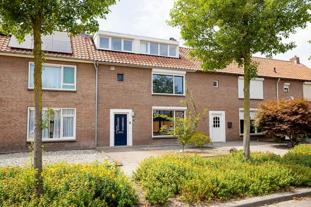 Tussenwoning van der Horststraat 6 in Boekel