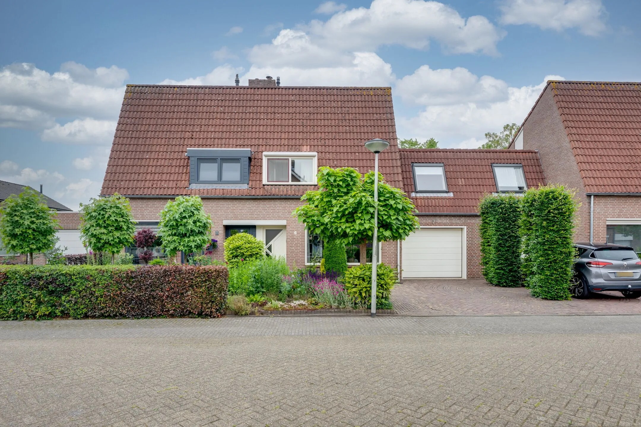 Geschakelde 2-onder-1-kapwoning Moervaart 6 in Rucphen