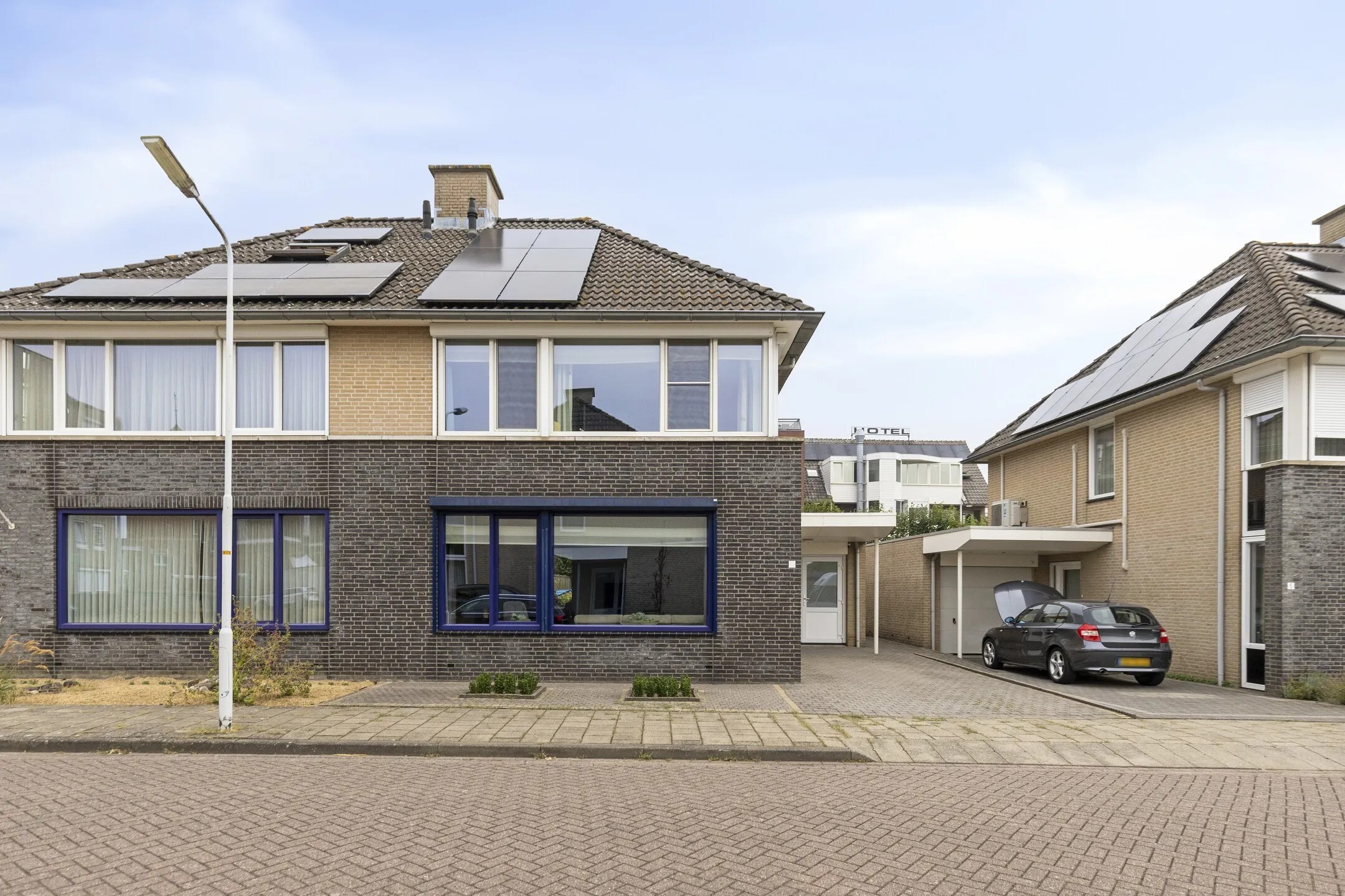 2-onder-1-kapwoning Strausslaan 3 in Hulst