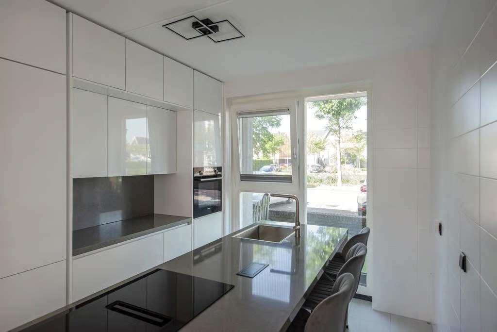 Tussenwoning New Yorksingel 33 in Den Haag