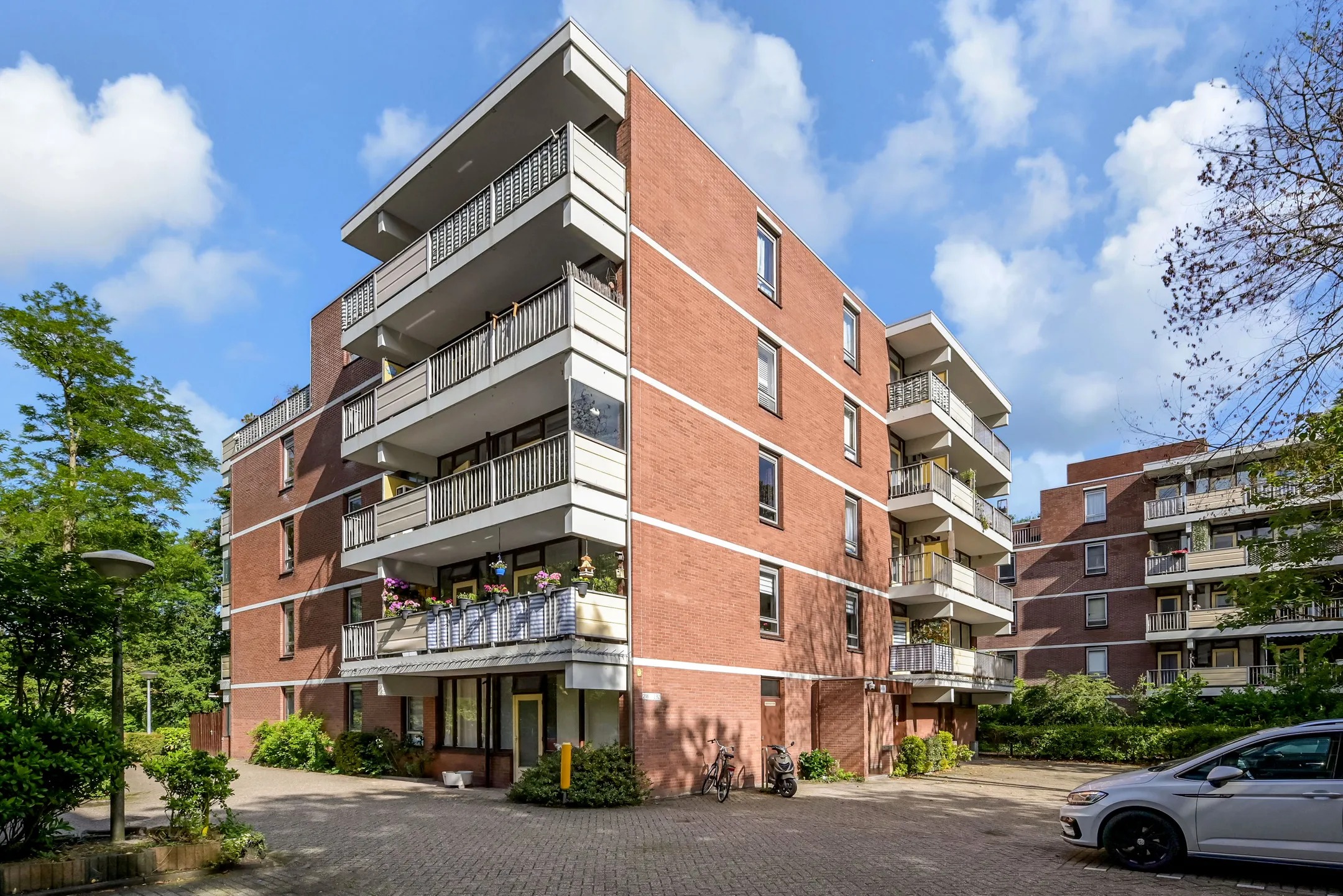 Maisonnette Melis Stokezijde 224 in Den Haag