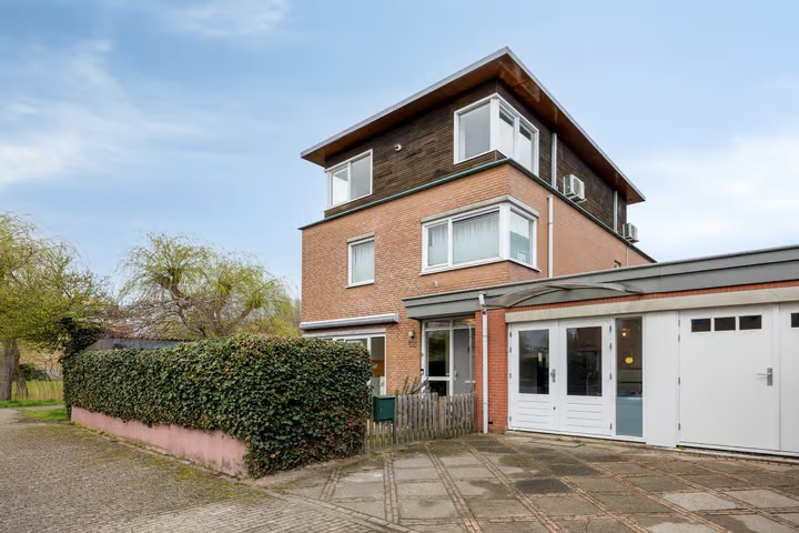 Hoekwoning Eisdenstraat 68 Amsterdam