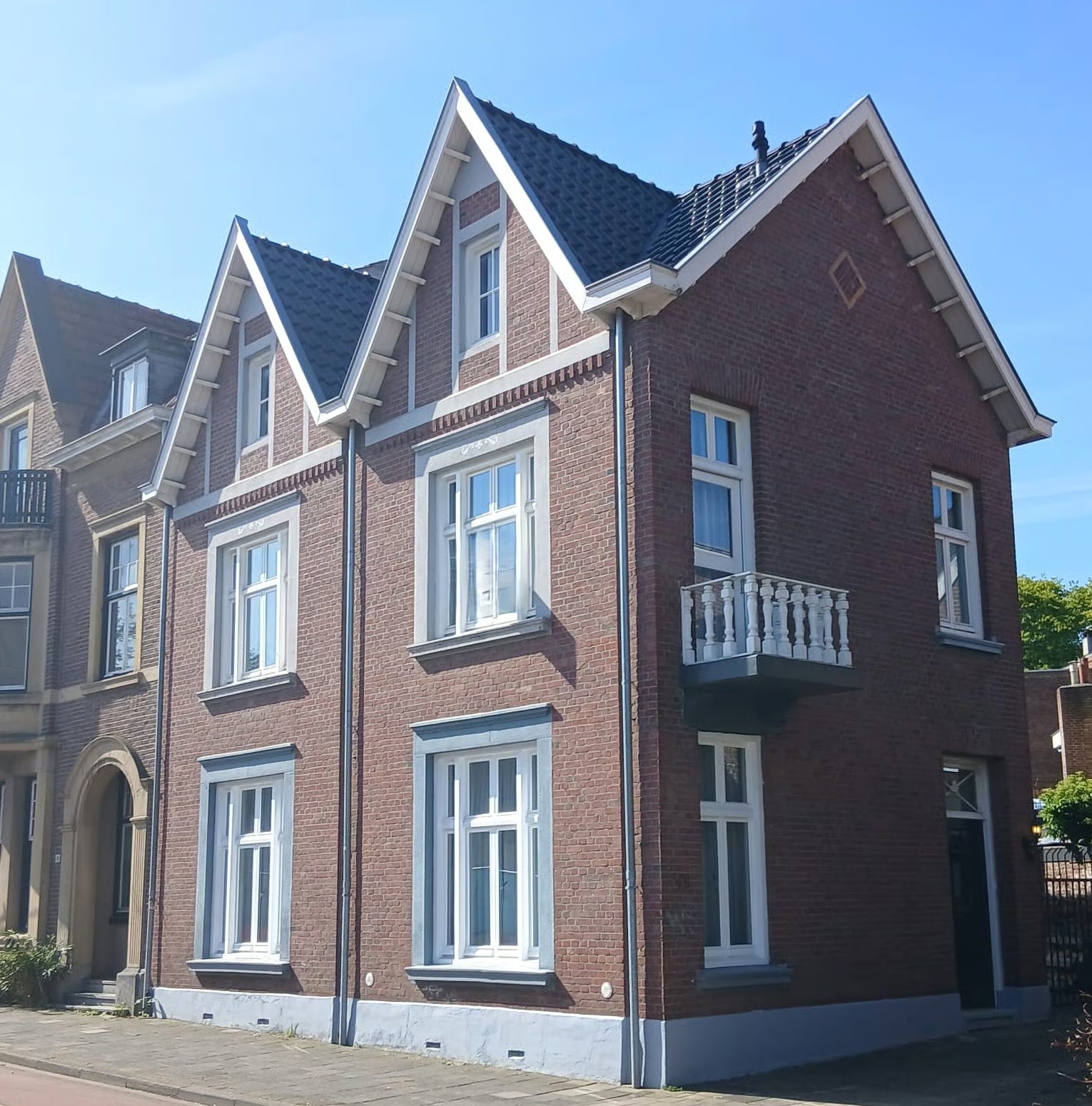 Halfvrijstaande woning Kruisstraat 16 in Heerlen