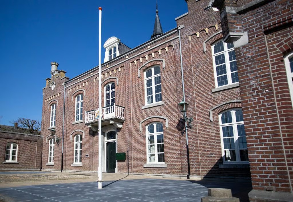 Portiekflat Schoolstraat 1 b in Wessem