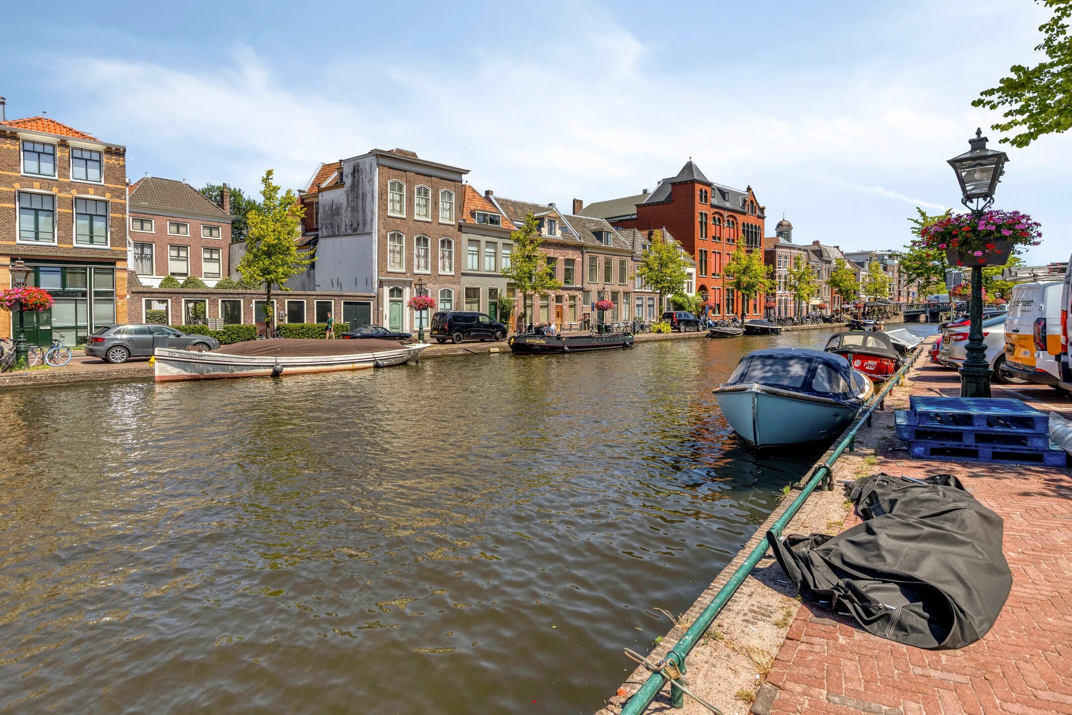 Bovenwoning Apothekersdijk 26 A in Leiden