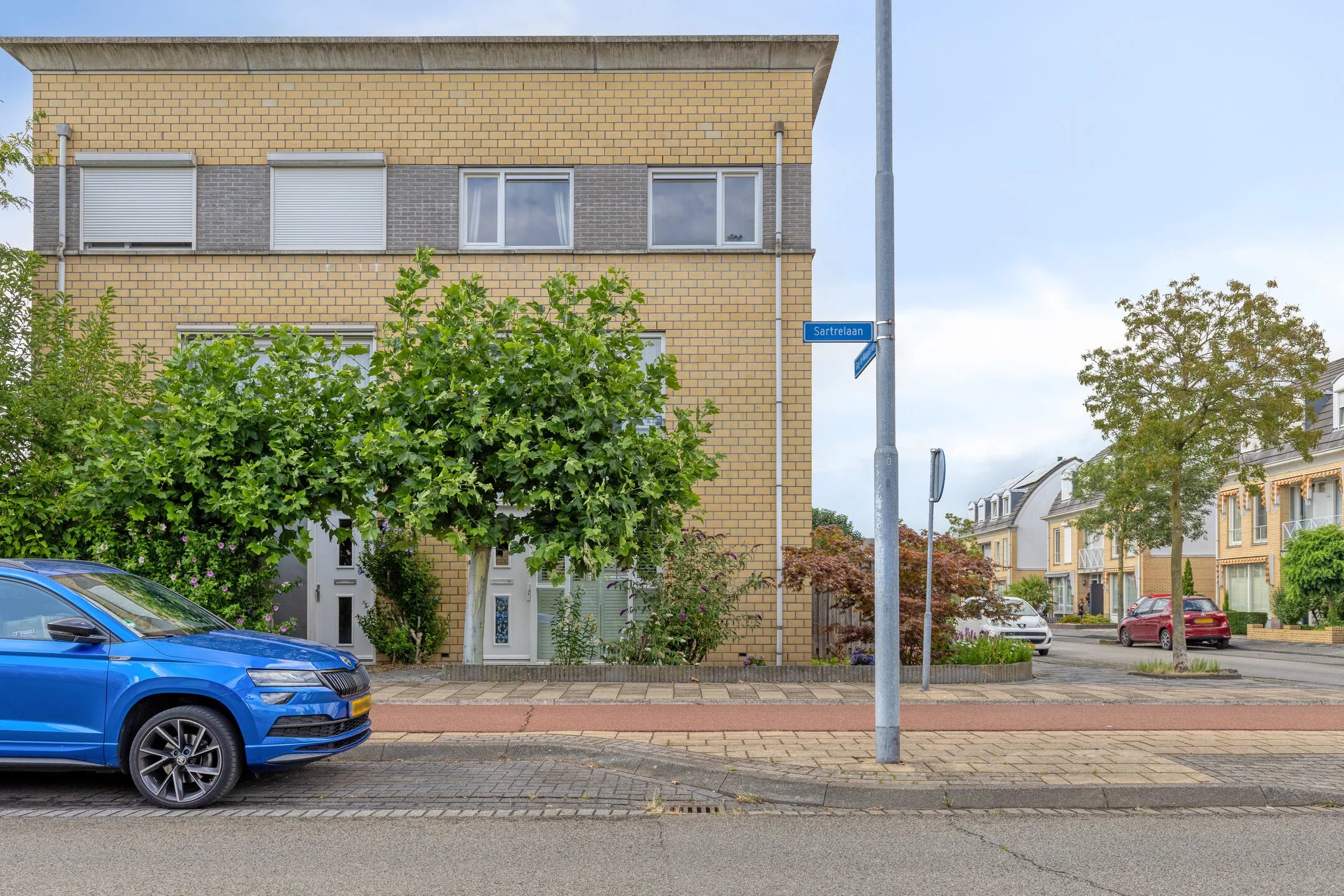 2-onder-1-kapwoning Sartrelaan 2 in Eindhoven