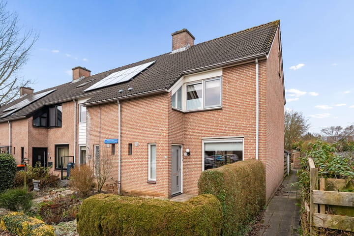 Hoekwoning Wayerkamp 35 in Zwolle