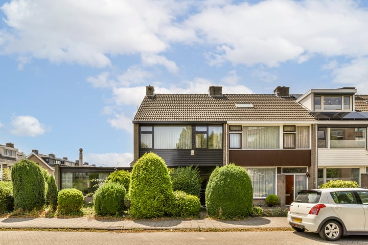 Eengezinswoning, hoekwoning Franklinstraat 2 Badhoevedorp