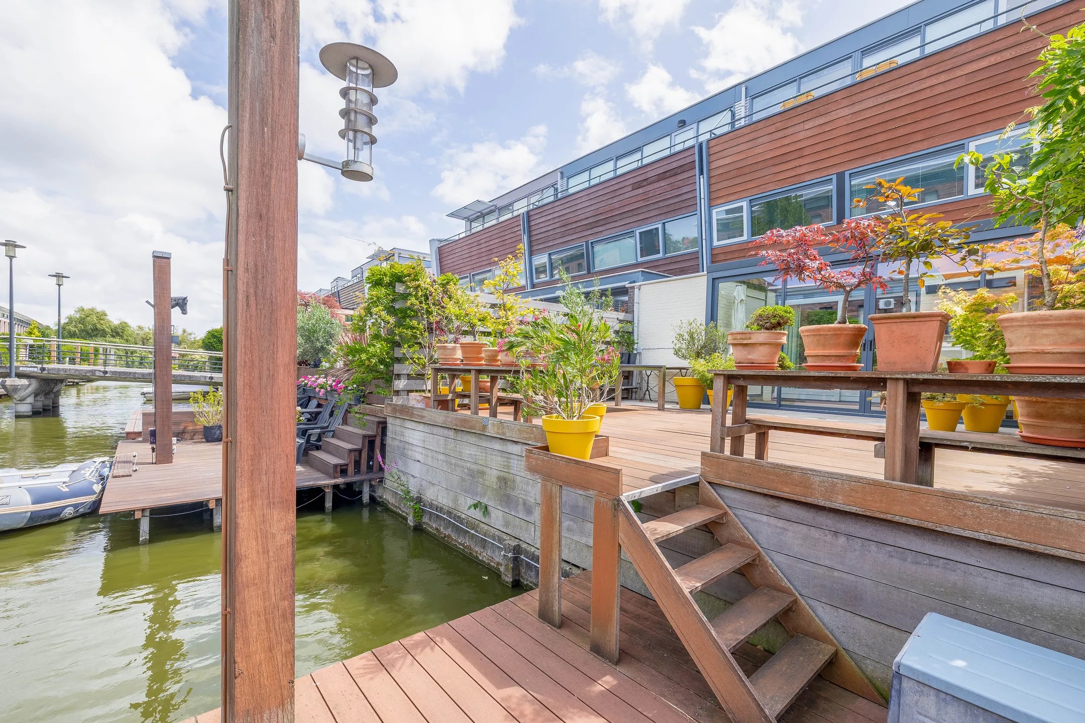 Tussenwoning Vuurland 29 in Den Haag