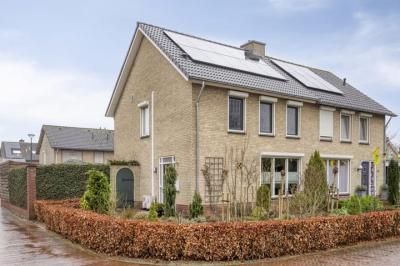 2-onder-1-kapwoning Kromlandt 18 in Beugen