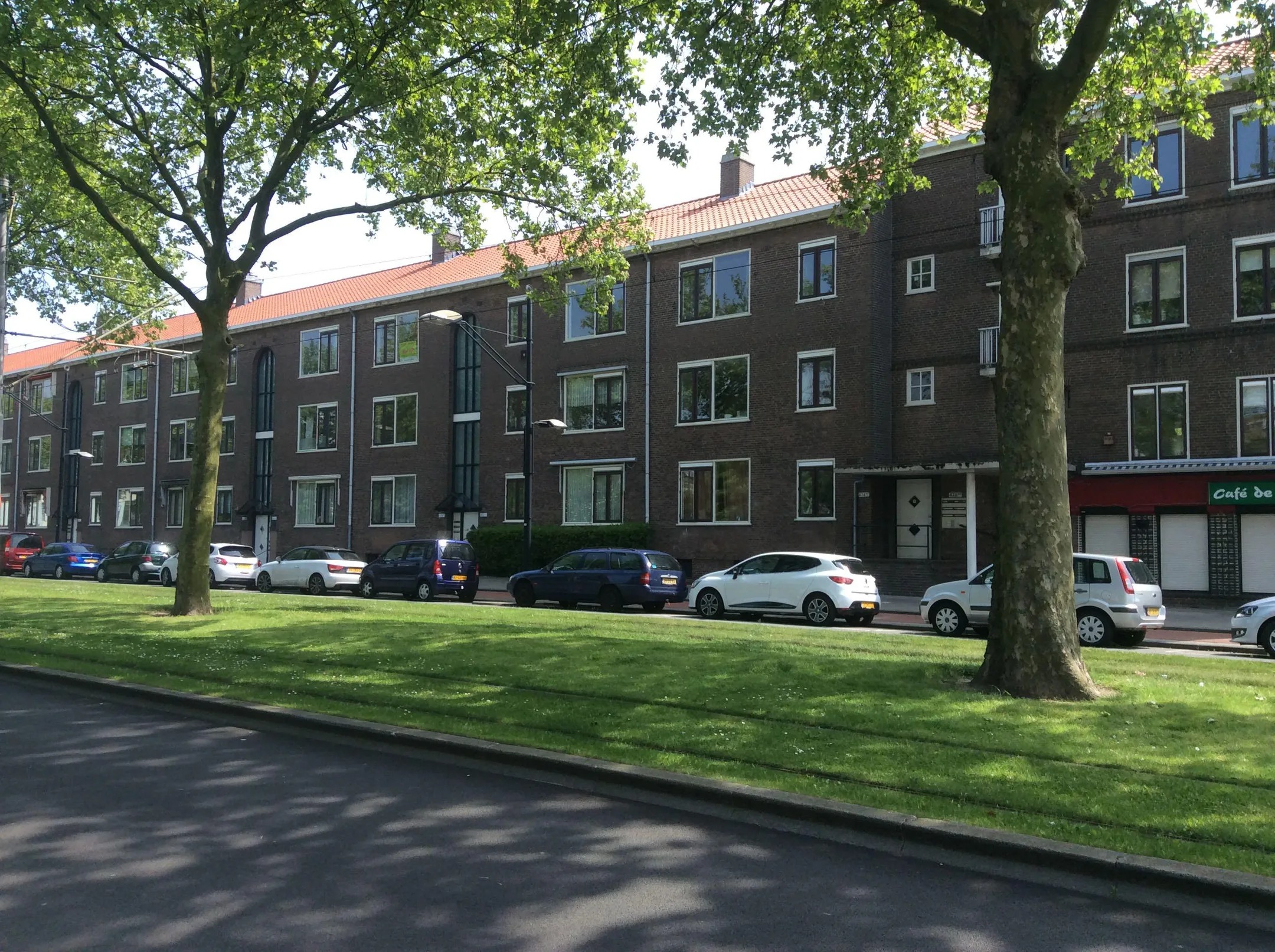Portiekflat Groene Hilledijk 472 B in Rotterdam