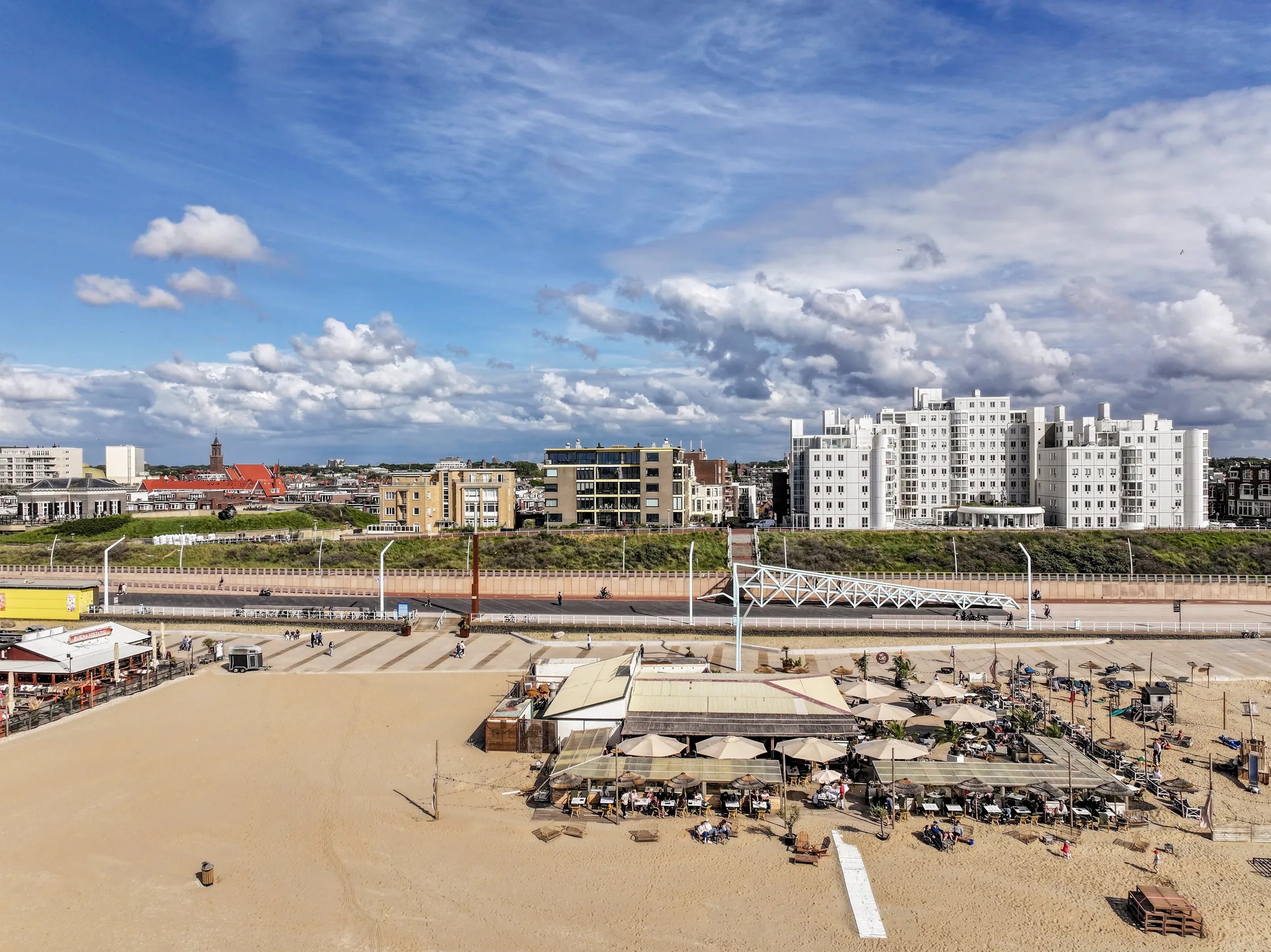Bovenwoning Zeekant 65 Den Haag