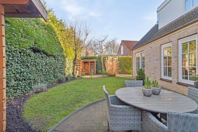 Vrijstaande woning Weesmolenstraat 6 in Ooltgensplaat