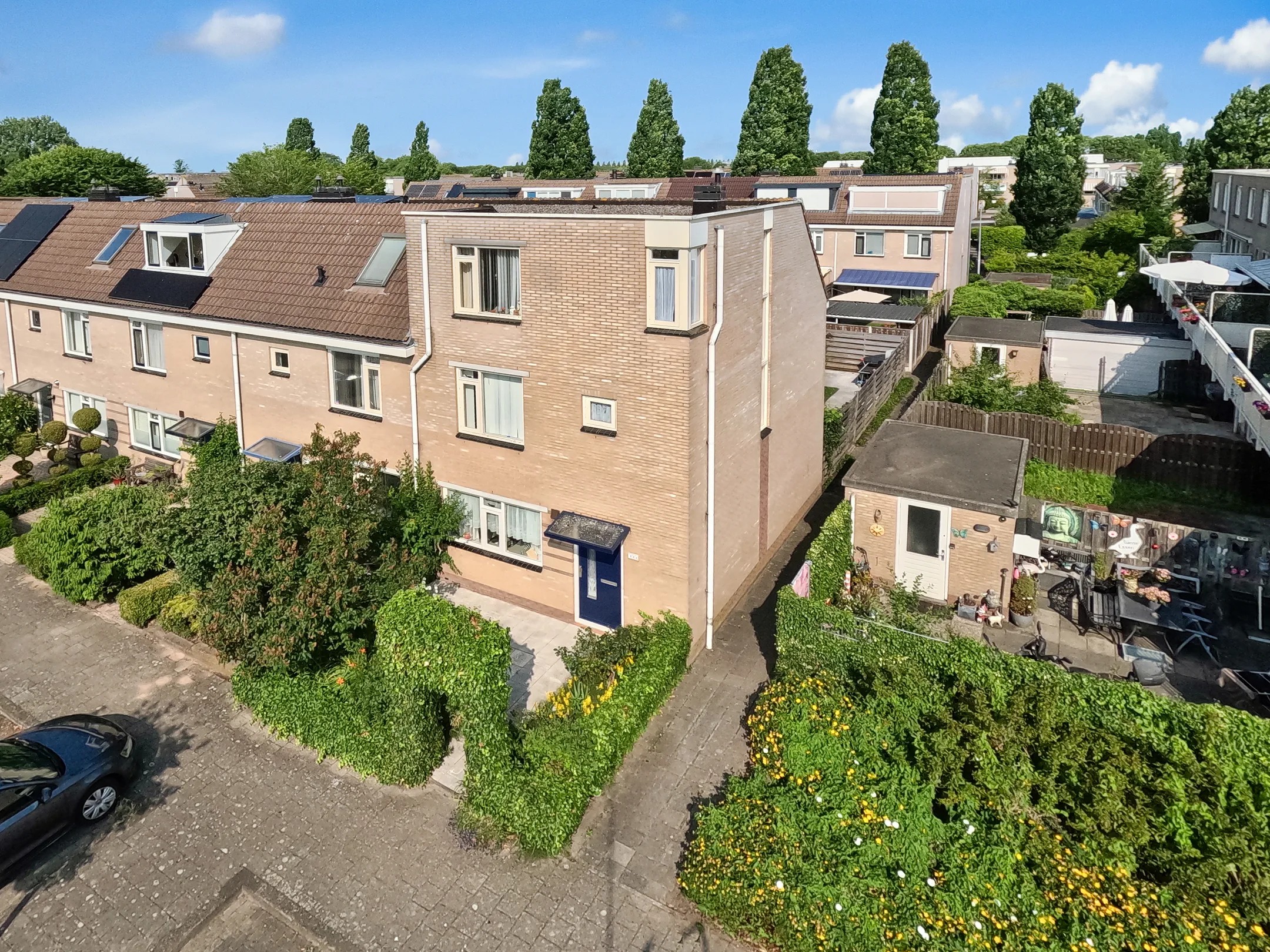 Hoekwoning Geraniumlaan 111 in Badhoevedorp