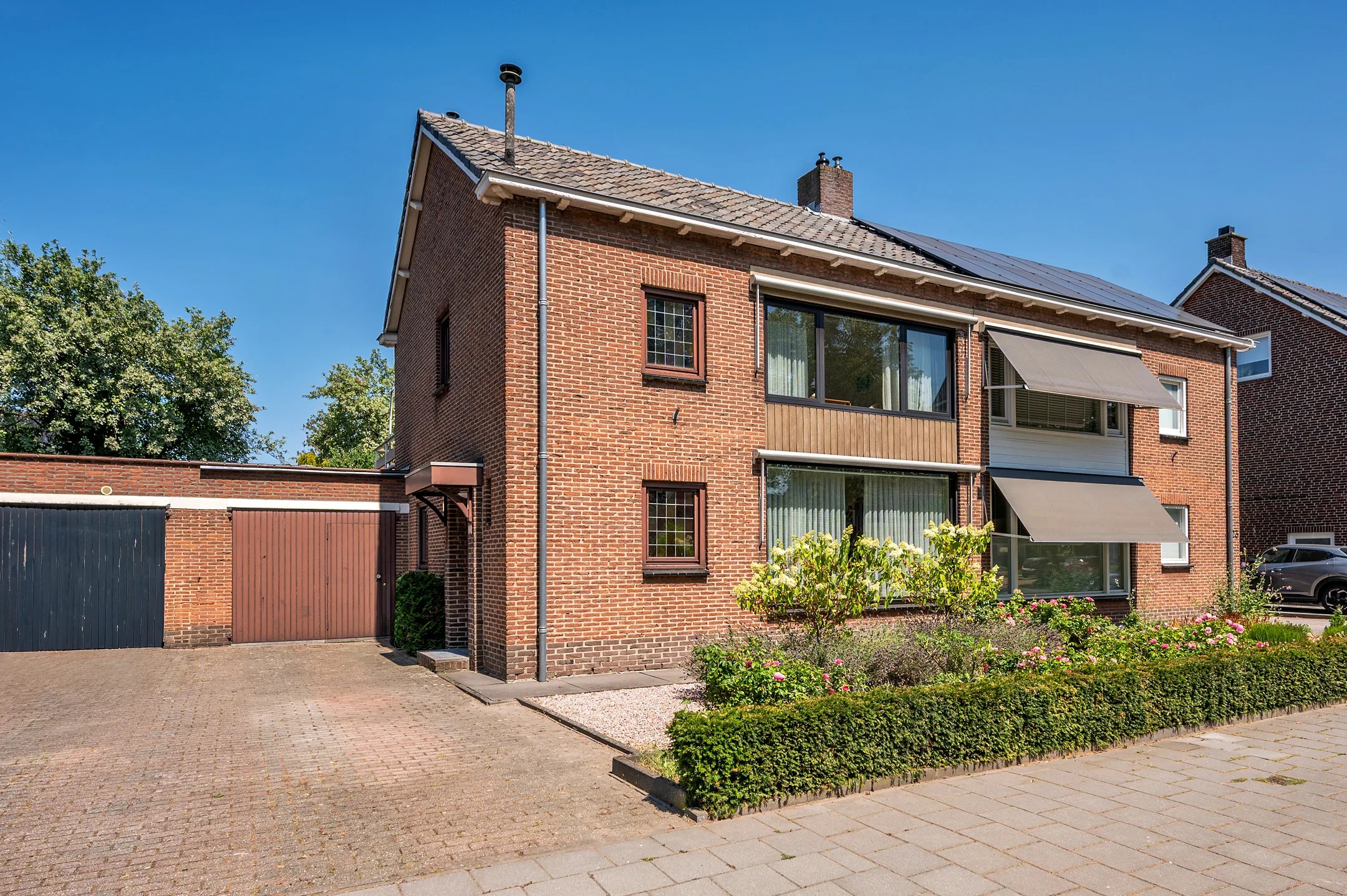 Geschakelde 2-onder-1-kapwoning Karel van Egmondstraat 21 in Venlo