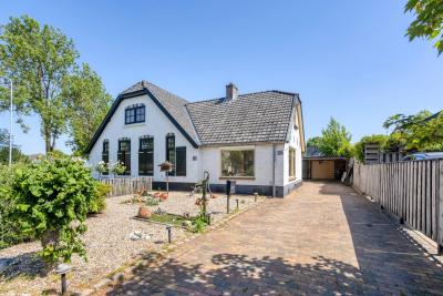 Halfvrijstaande woning Bloemendaallaan 62 01 in Barneveld