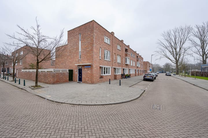 Hoekwoning Nieuwenhoornstraat 146 in Rotterdam