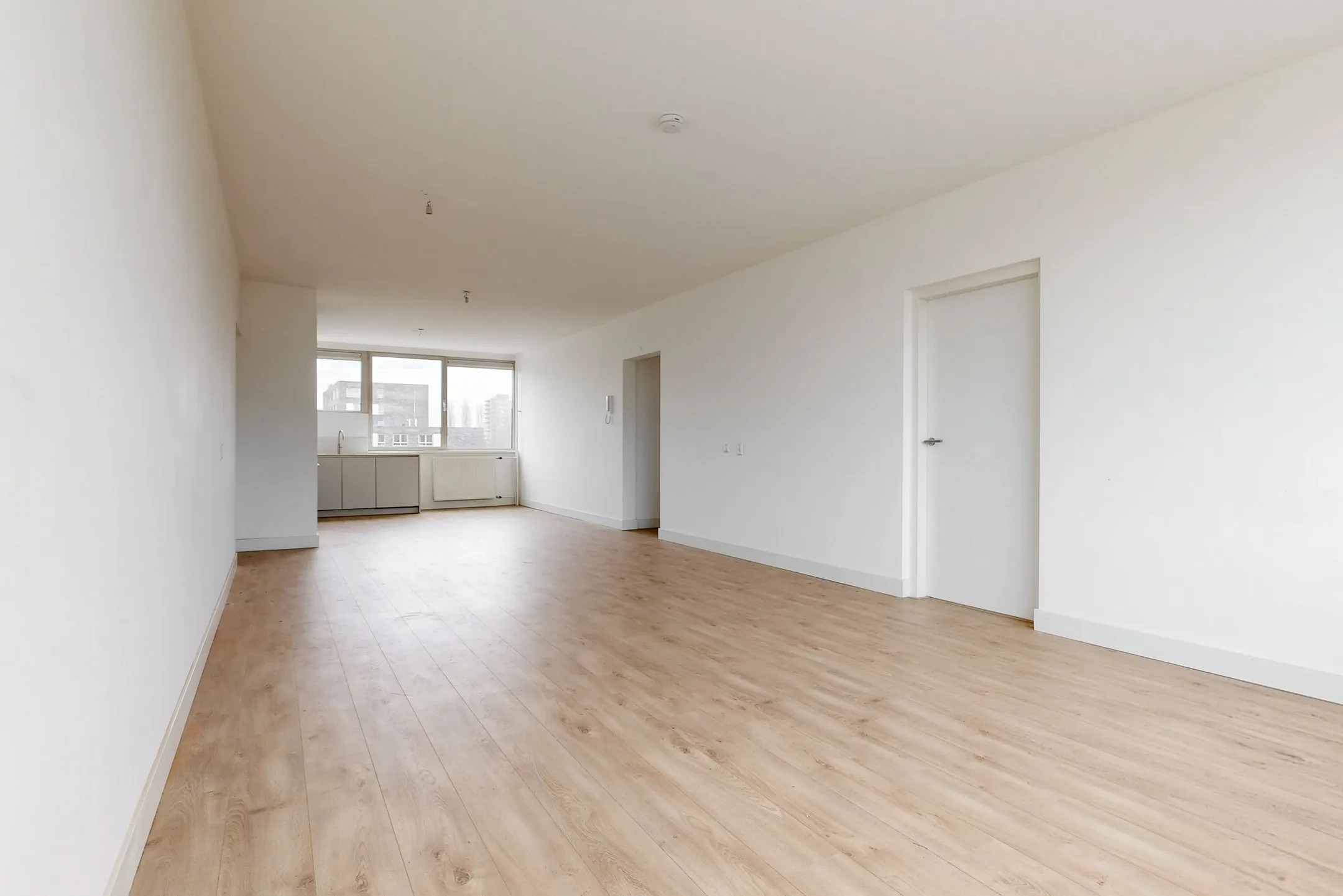 Portiekflat Laan van Berlijn 136 in Haarlem