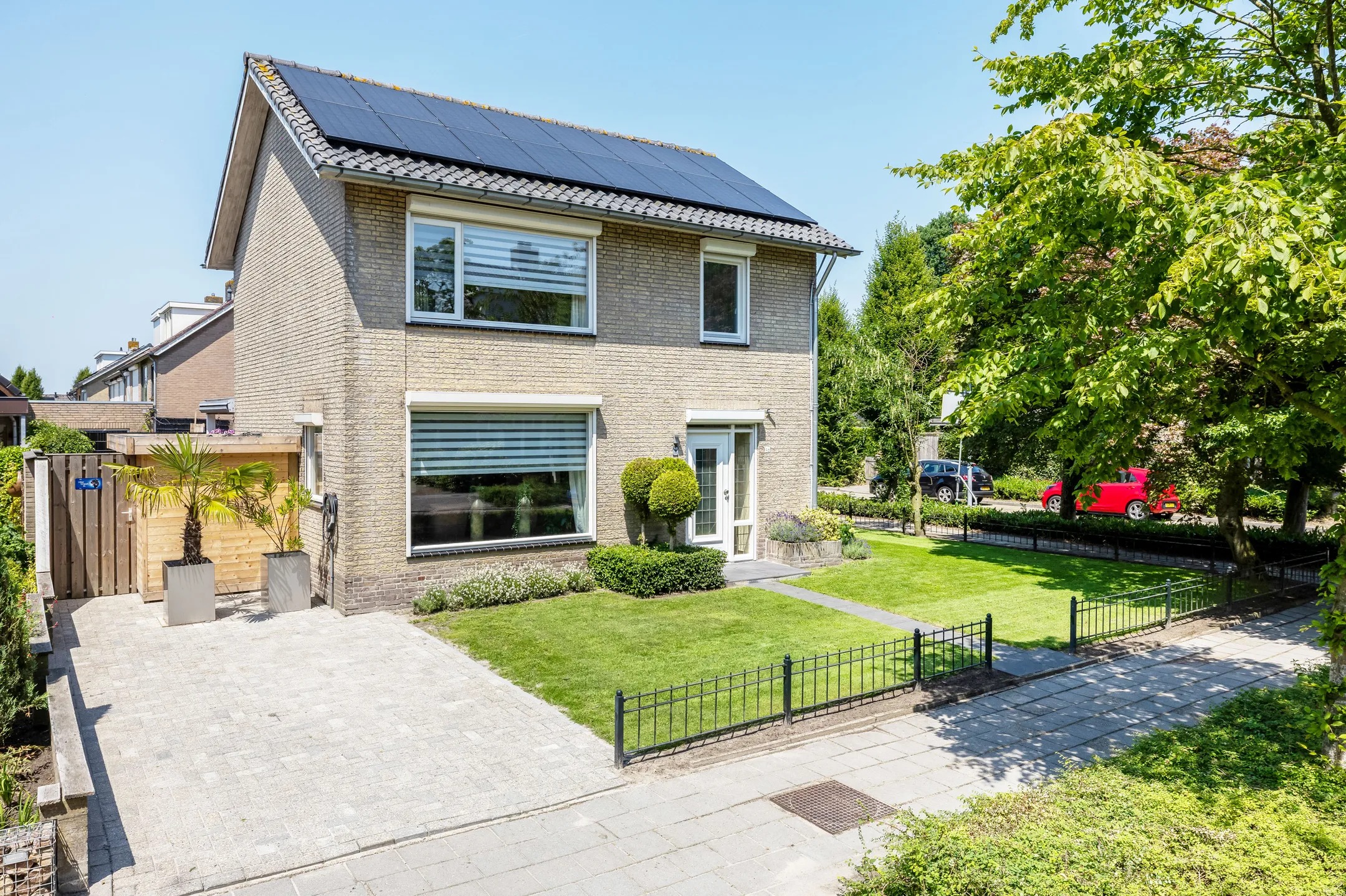2-onder-1-kapwoning Kloosterstraat 46 in Wintelre