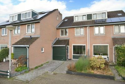Tussenwoning Andoornhof 56 in Baarn