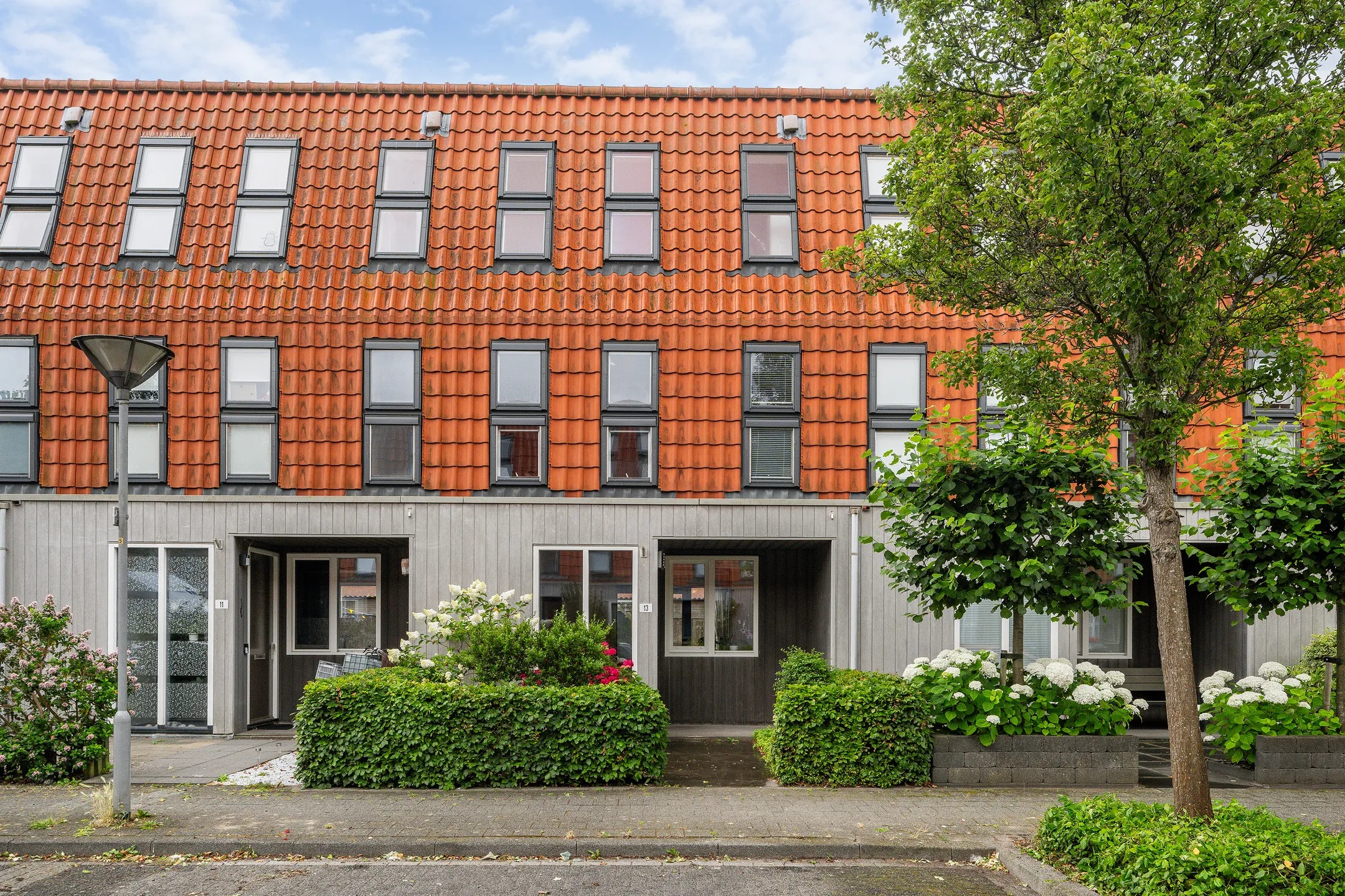 Tussenwoning Burg. Van Reesstraat 13 Maassluis