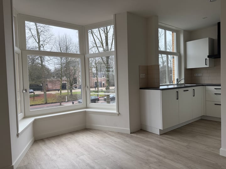 Bovenwoning Middenweg 145 1 in Amsterdam