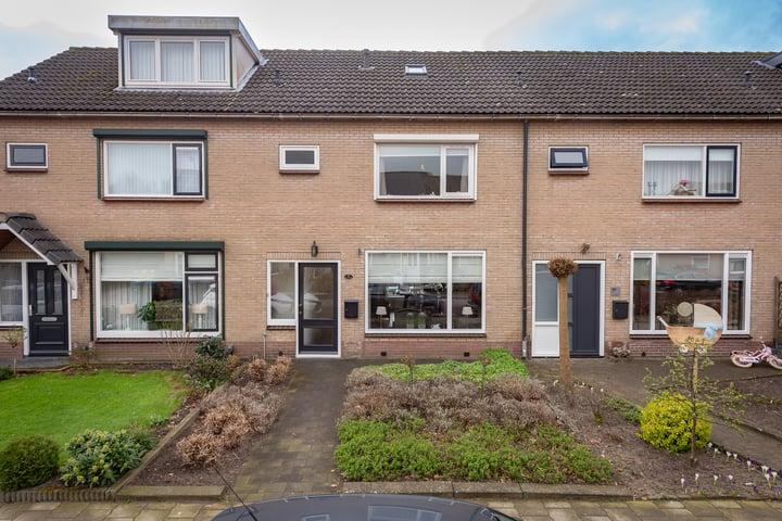 Tussenwoning Terbekeweg 17 Elburg