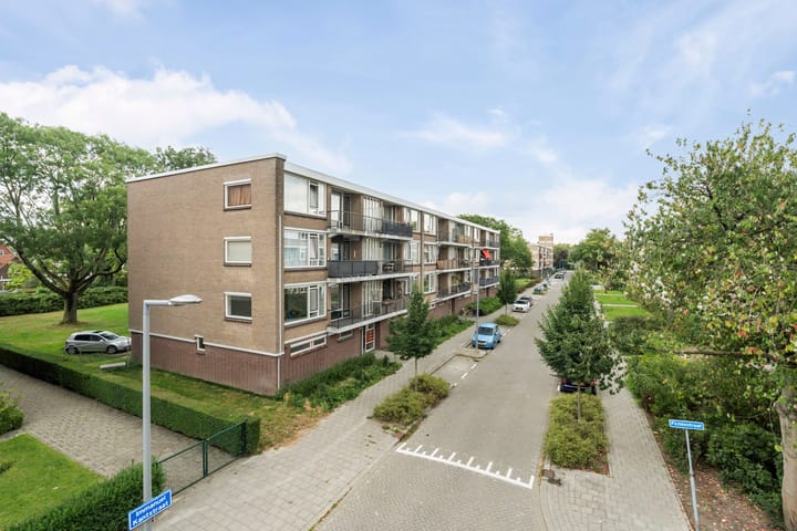 Portiekflat Immanuel Kantstraat 168 Rotterdam