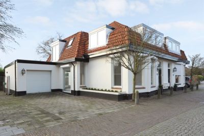 Eengezinswoning, 2-onder-1-kapwoning Wijttenbachweg 45 in Oegstgeest