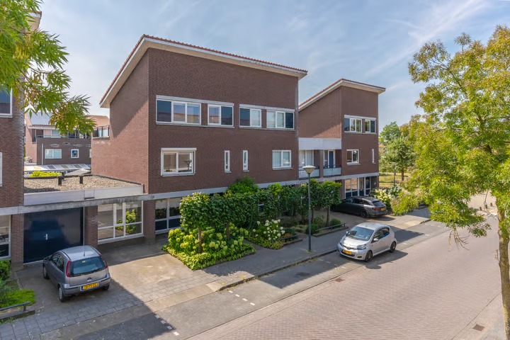 Geschakelde 2-onder-1-kapwoning Ochtendnevel 16 in Elst