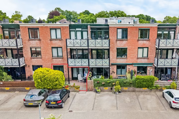 Benedenwoning Van Boetzelaerlaan 54 in Hoogland