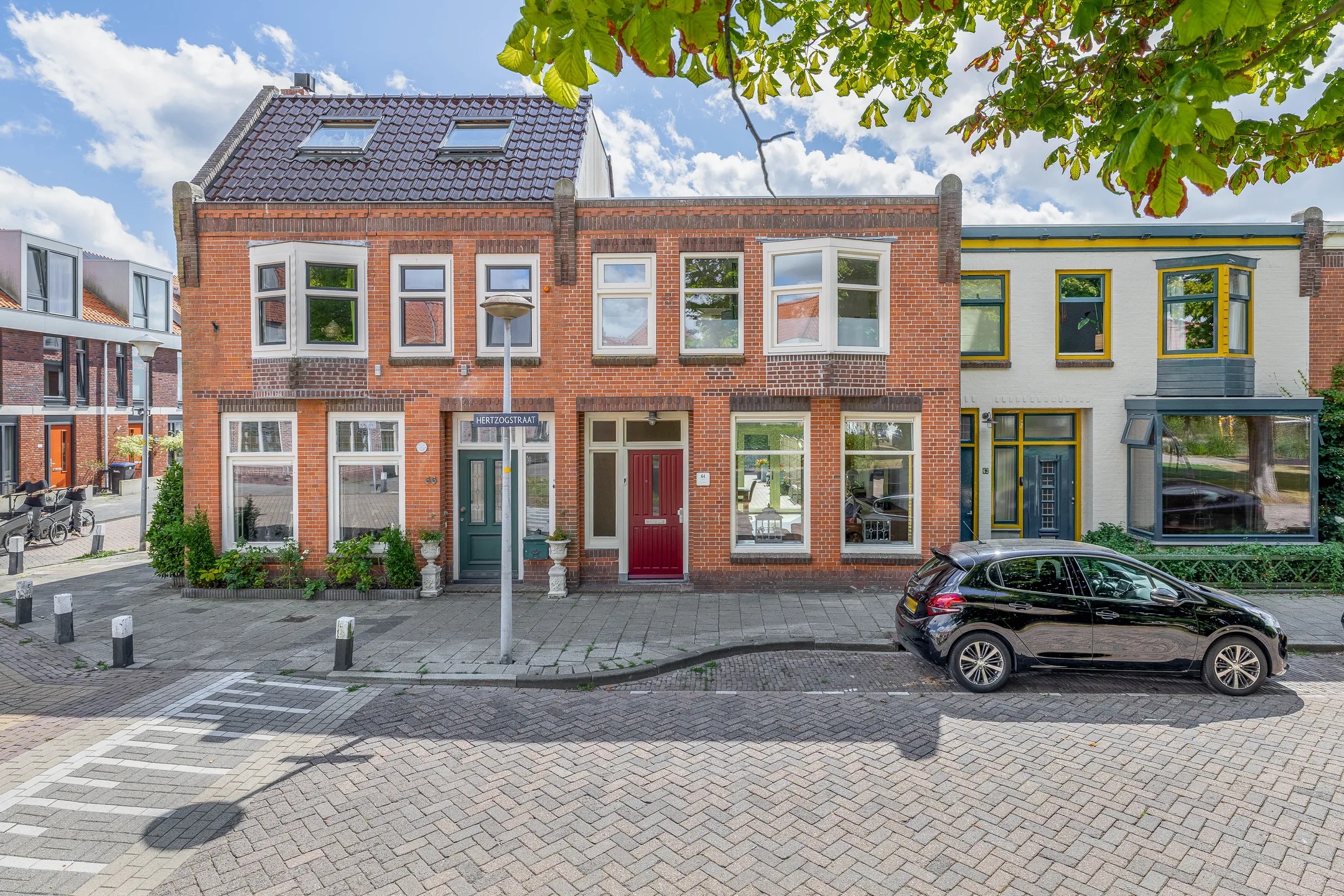2-onder-1-kapwoning Hertzogstraat 64 in Den Helder