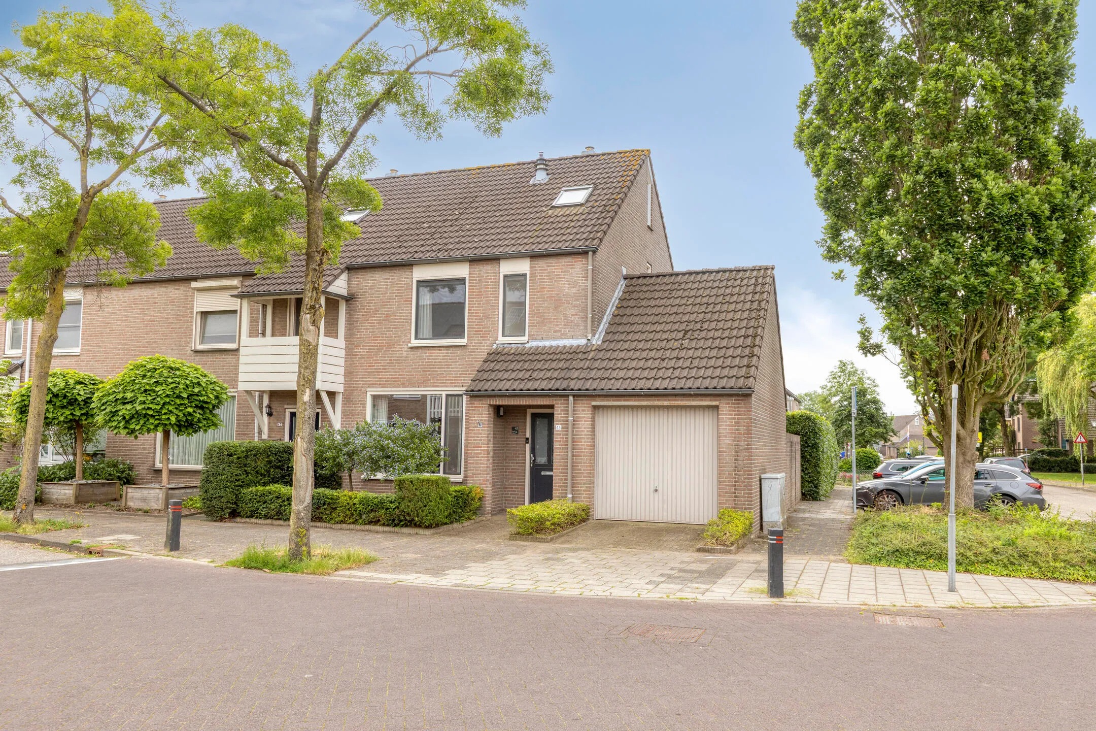 Hoekwoning Distellaar 45 in Veghel