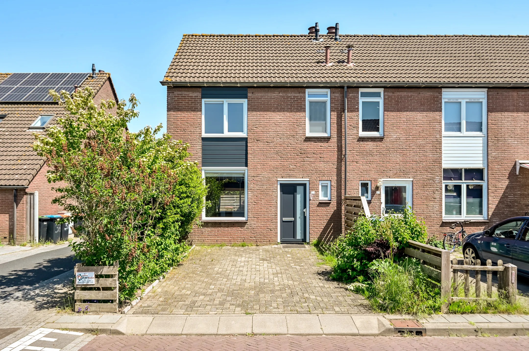 Hoekwoning Ringdijk 374 Lelystad