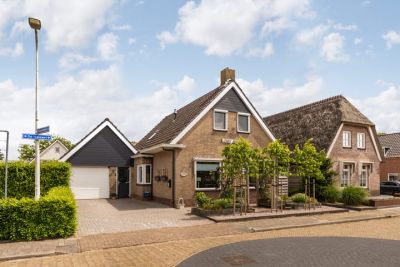 Eengezinswoning, vrijstaande woning De Halewei 33 in Damwâld