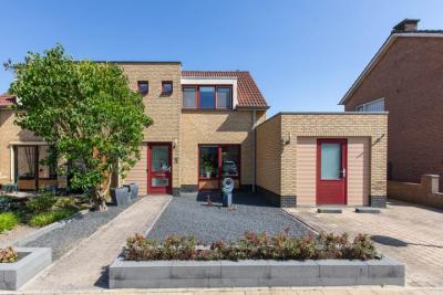 Eengezinswoning, 2-onder-1-kapwoning Korte Nieuwstraat 3 in Pannerden