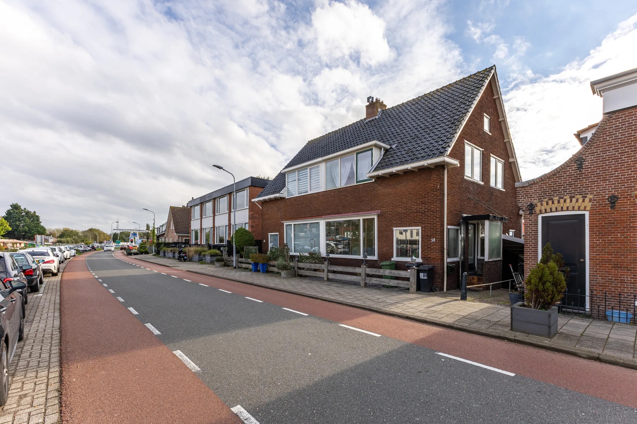 2-onder-1-kapwoning (dijkwoning) Nieuwemeerdijk 38 in Badhoevedorp