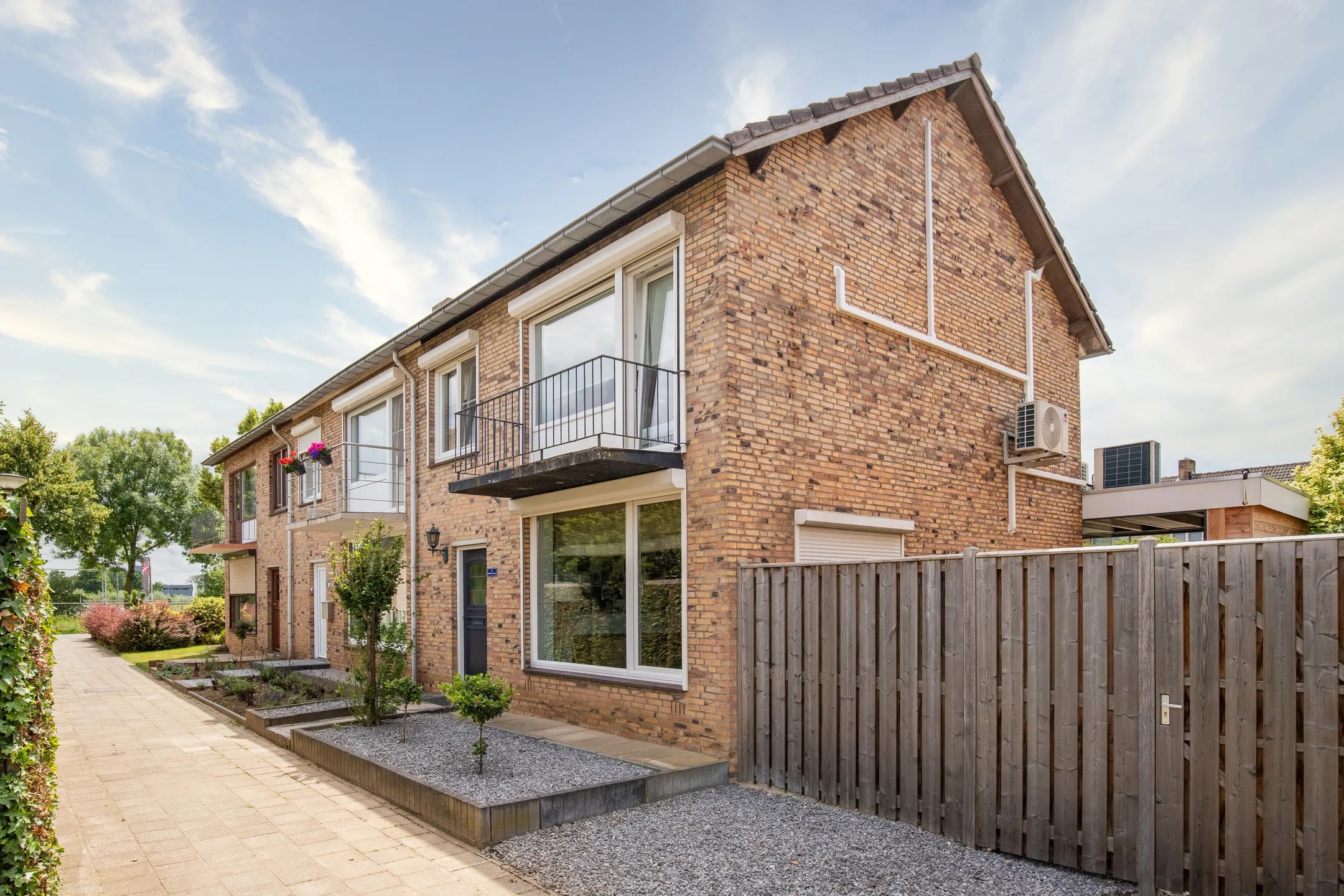 Hoekwoning Van Mereheymstraat 40 in Herten