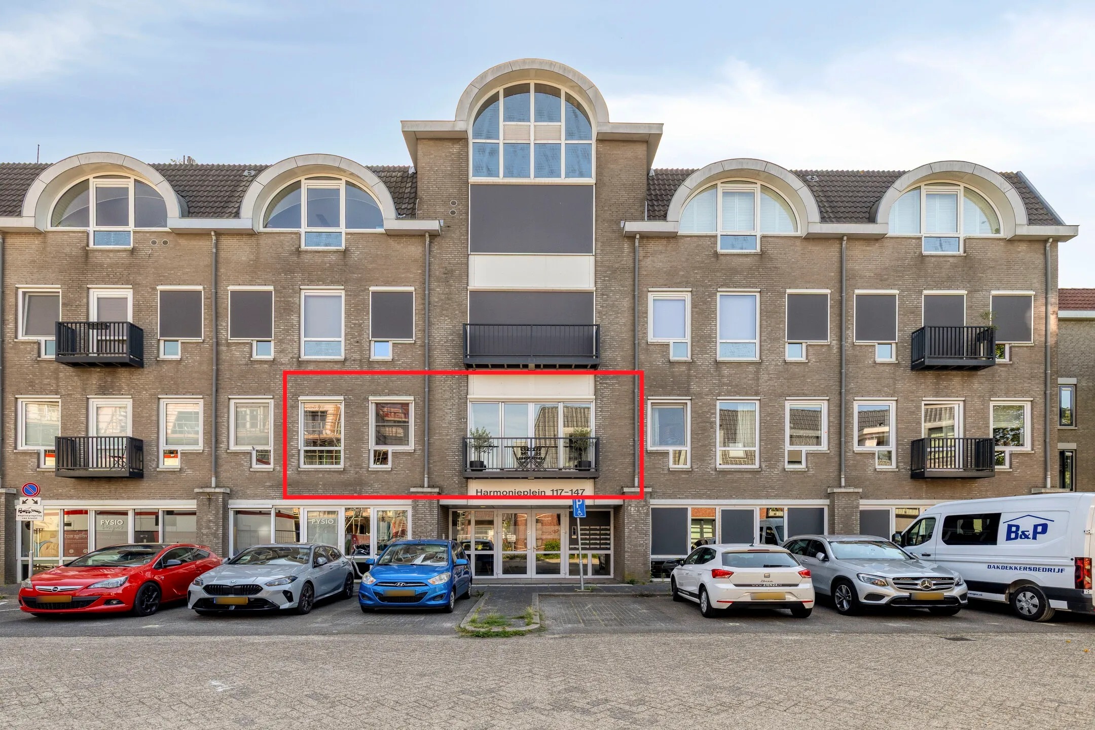 Portiekflat Harmonieplein 129 in Maarssen