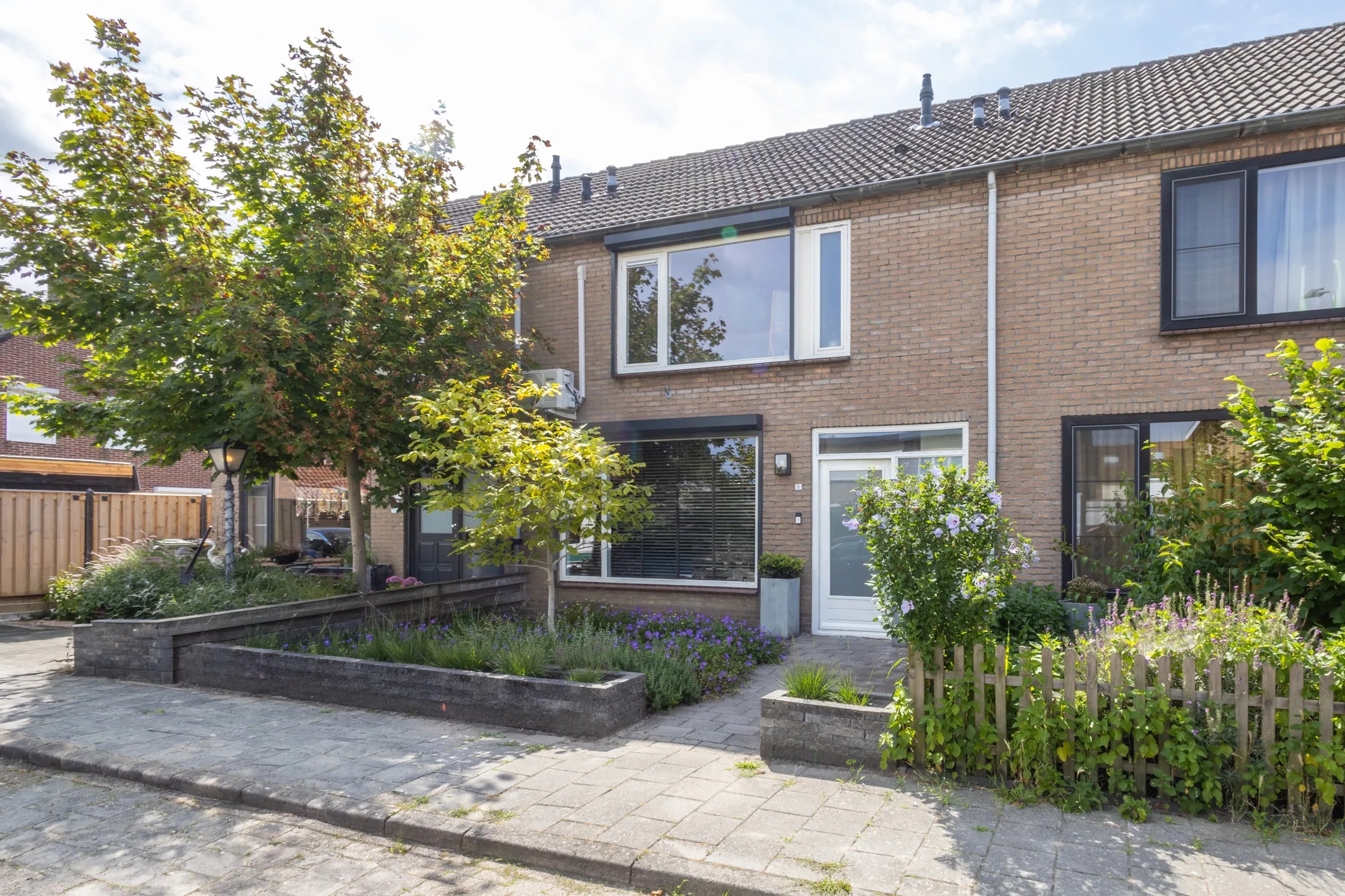Tussenwoning Castiliëstraat 6 in Philippine