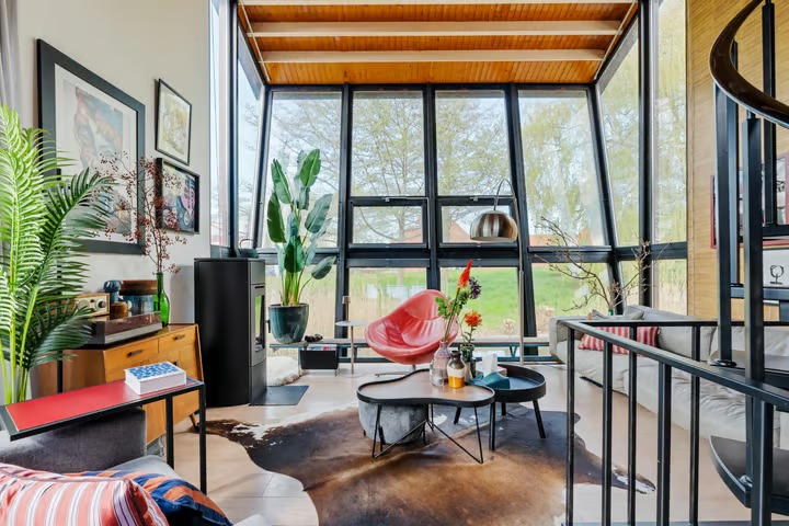 Vrijstaande woning (waterwoning) Arubapier 28 in Almere