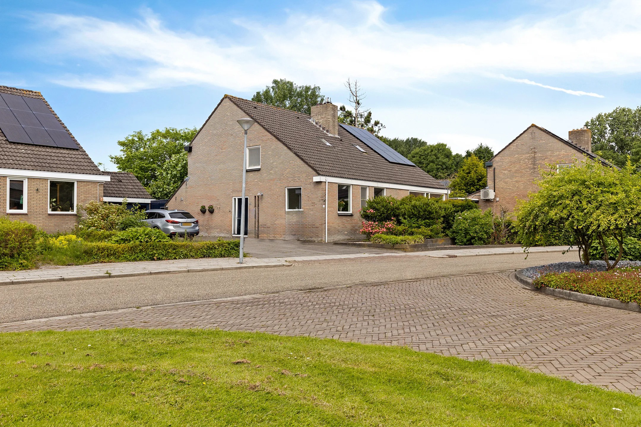 2-onder-1-kapwoning Grote Belt 43 in Delfzijl