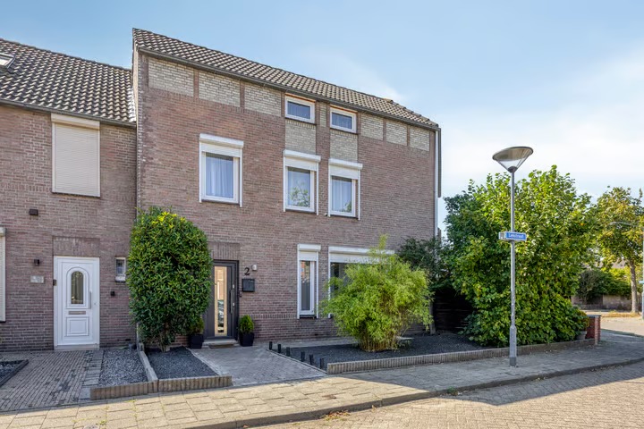 Tussenwoning Lekstraat 2 in Helmond
