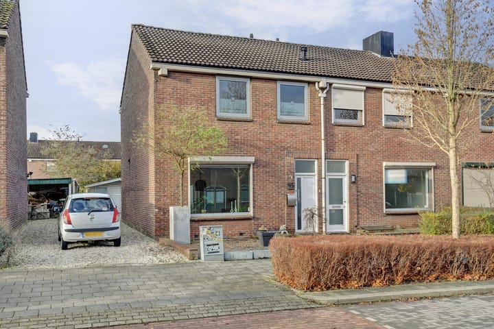 Hoekwoning Lichtenbergstraat 45 Kerkrade